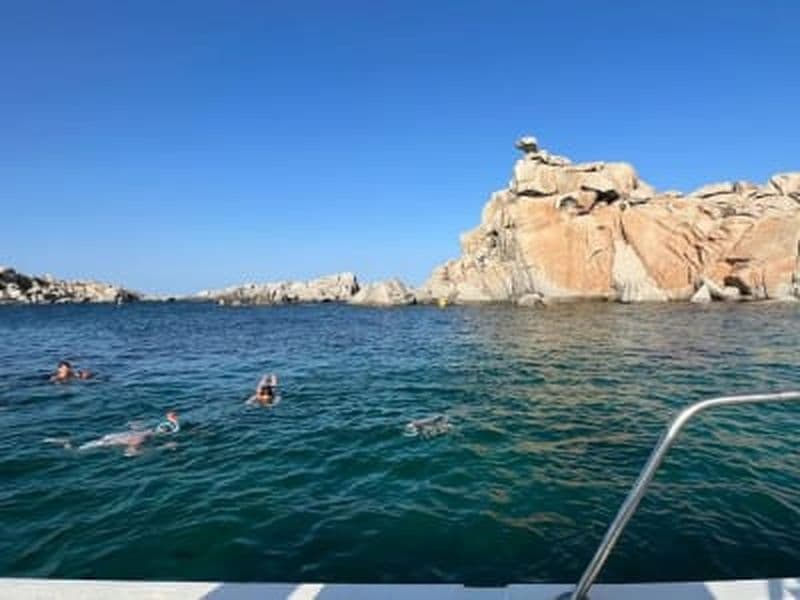 Billet Balade en bateau à Bonifacio et aux îles Lavezzi au départ de Sant’Amanza