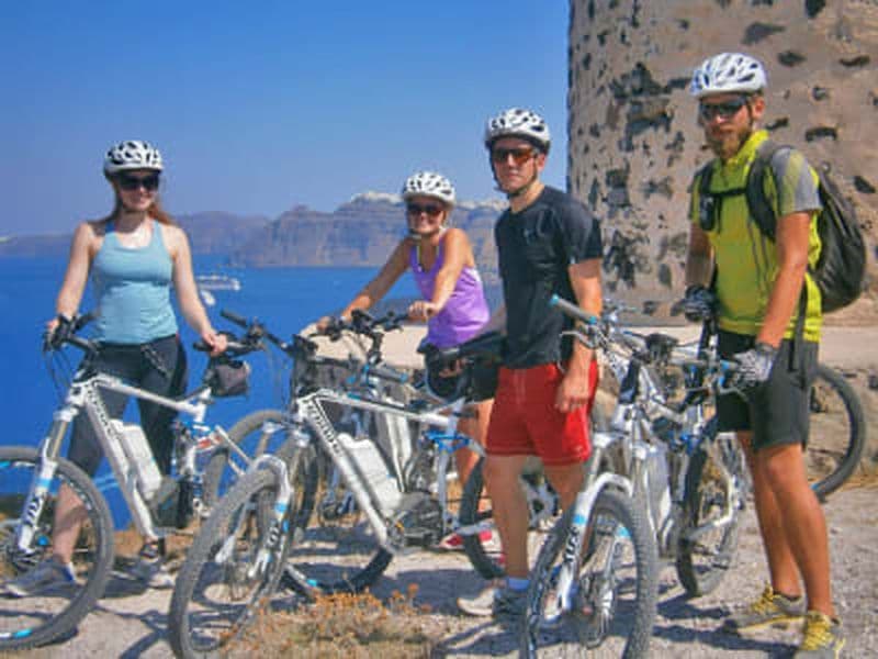 Billet Visite de Santorin en eBike depuis le bateau de croisière