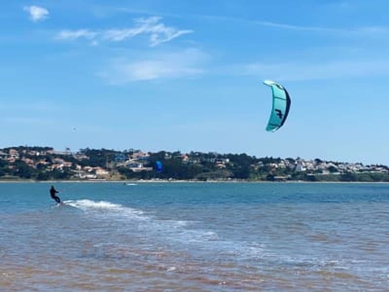 Billet Leçons privées de kitesurf à la lagune d'Óbidos près de Peniche