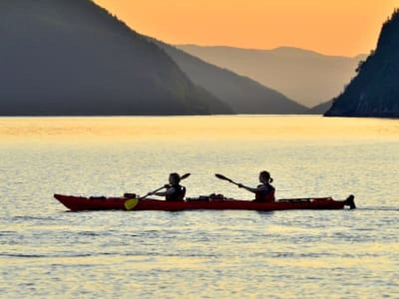 Billet Excursion kayak de mer au coucher du soleil dans le fjord du Saguenay près de Tadoussac