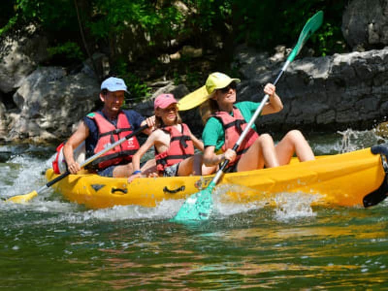 Billet Descente en canoë kayak des Gorges de l'Ardèche sur deux jours