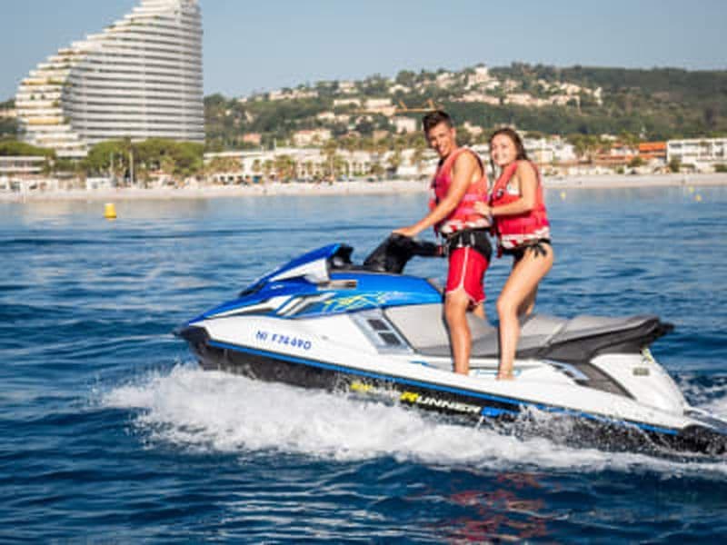 Billet Location jet ski dans la baie des Anges, Villeneuve-Loubet