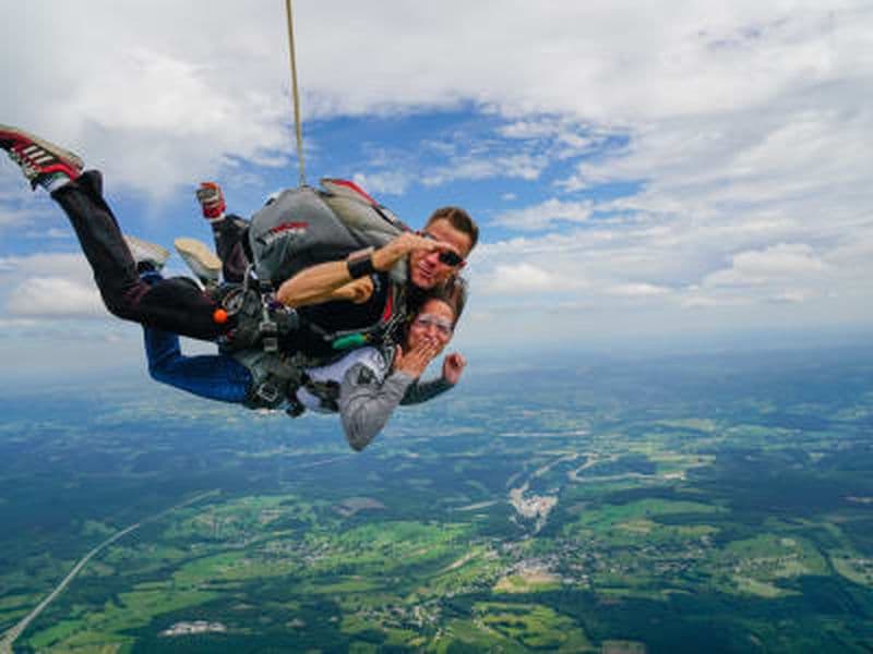 Billet Saut en parachute tandem à 4000m à Spa, Belgique