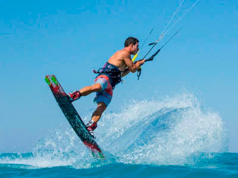 Billet Cours de kitesurf sur la plage de Theologos à Rhodes