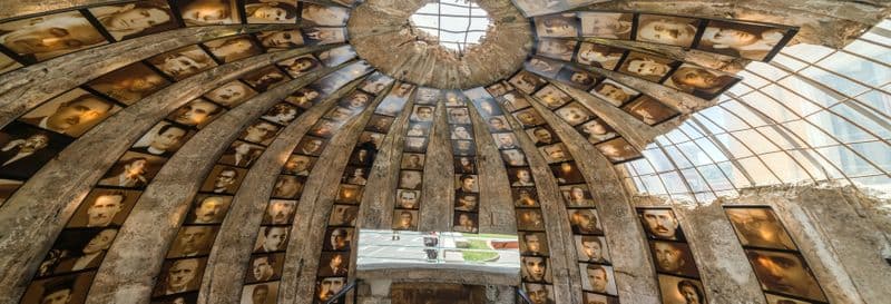 Billet Visite dans la Tirana communiste