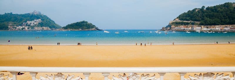 Billet Free tour sur le thème de la Belle Époque à Saint-Sébastien