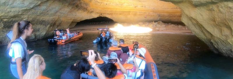 Billet Balade en bateau en Algarve et aux grottes de Benagil