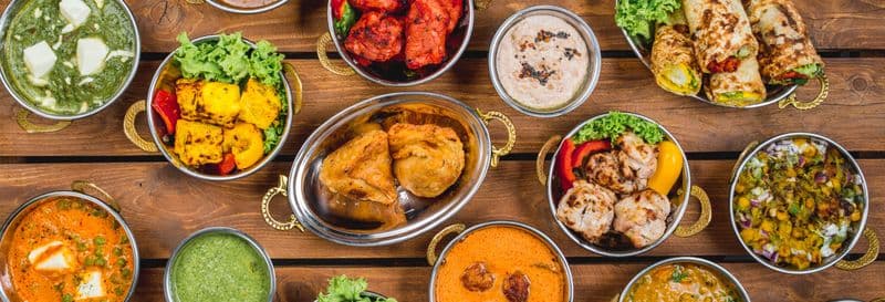 Billet Cours de cuisine et dîner avec une famille indienne