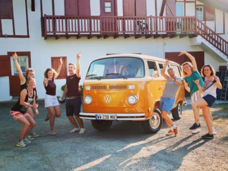 Billet Virée sur la côte basque à Bord d'un combi van privatisé (64)