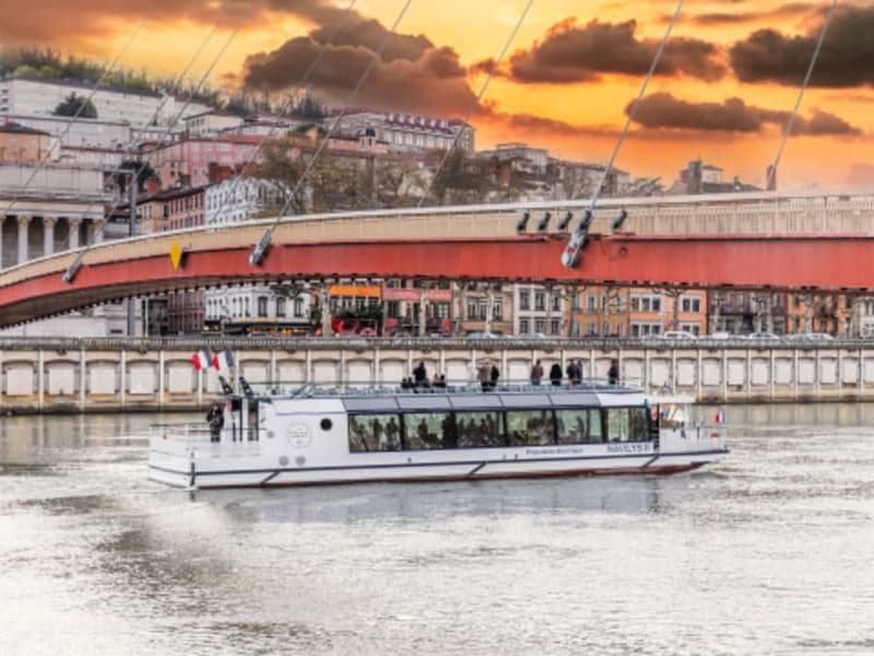 Billet Croisière commentée avec Les Bateaux Lyonnais (69)