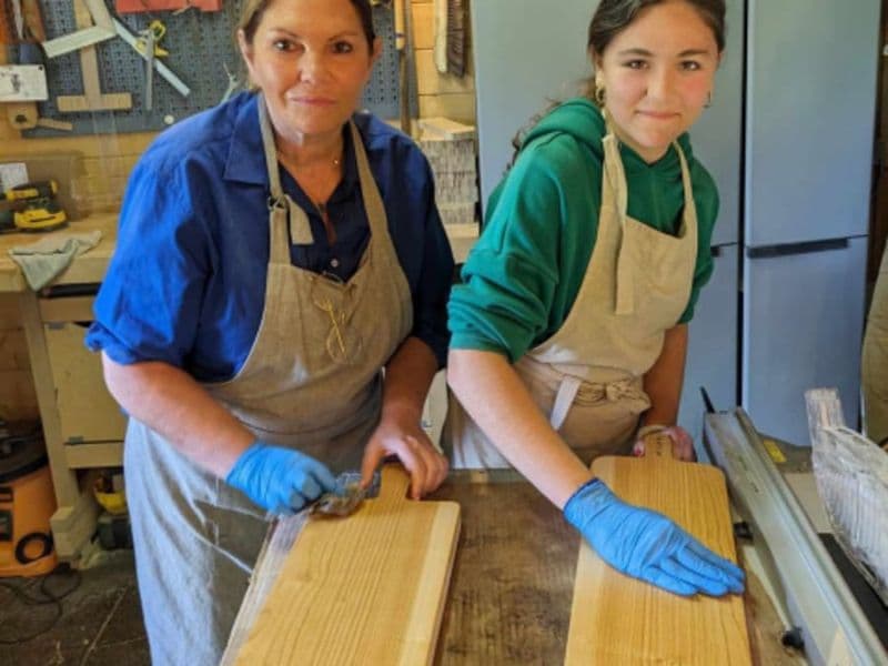 Billet Atelier fabrication d'une planche à découper à Pennedepie (14)