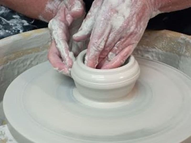 Billet Atelier tournage céramique à Avignon (84)