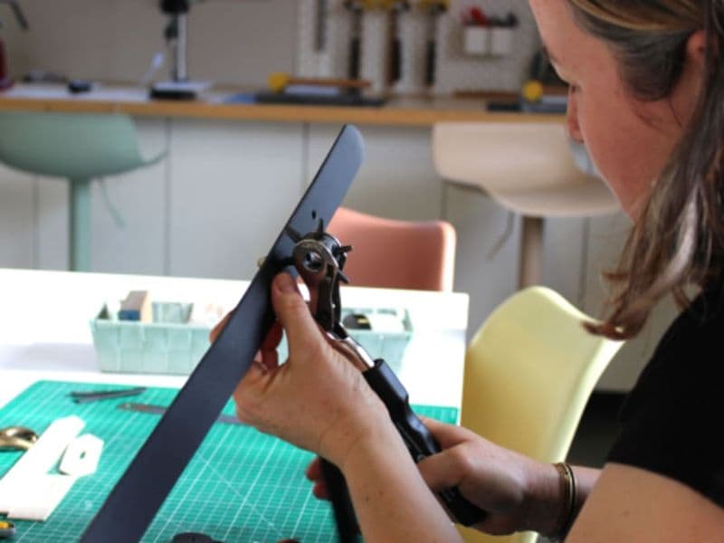 Billet Atelier ceinture en cuir à tannage végétal à Annecy (74)