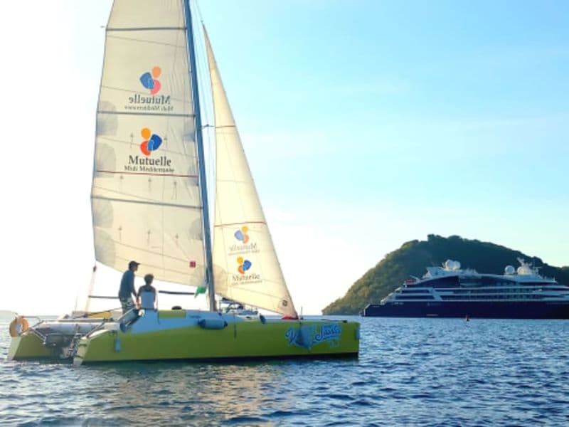 Billet Matinée en catamaran à voile dans Les Saintes (971)