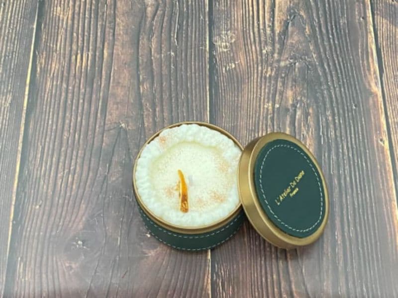 Billet Atelier création d'une bougie parfumée et en cuir à Nassigny (03