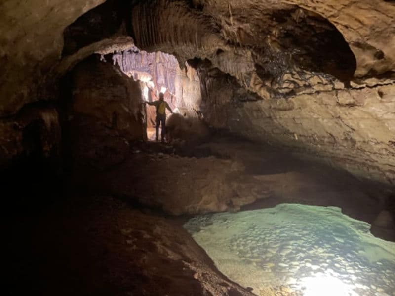 Billet Spéléologie en famille dans la grotte de la Cocalière (07)