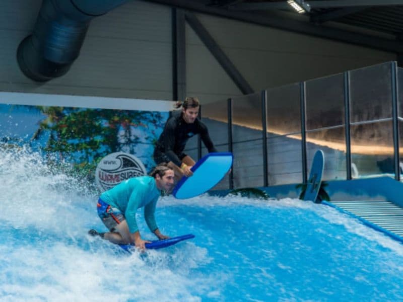 Billet Surf Indoor à Bouc-Bel-Air (13)