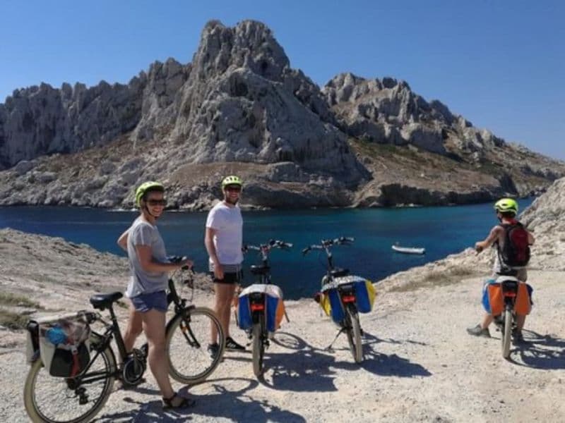 Billet Balade guidée dans les Calanques de Marseille à vélo électrique