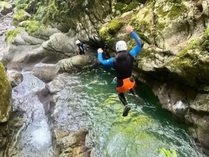 Billet Canyoning Sportif au canyon de Montmin (74)
