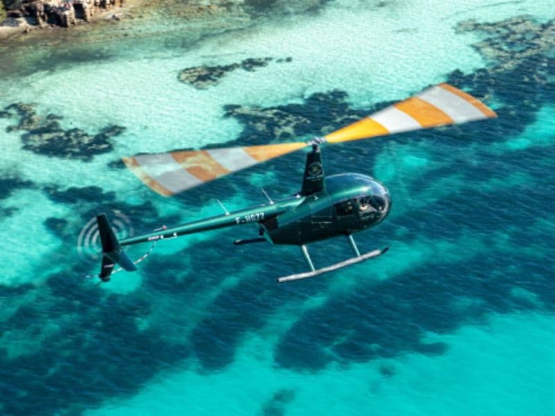 Billet Vol panoramique en hélicoptère depuis Cannes (06)