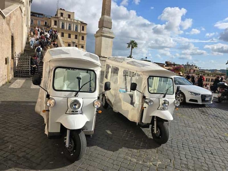 Billet Rome : visite privée VIP en tuk-tuk électrique