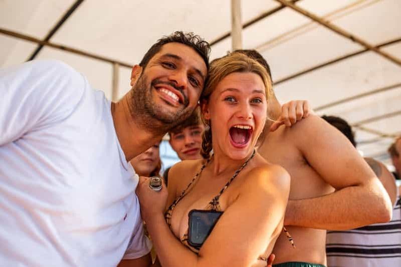 Billet Dubrovnik : soirée en bateau au coucher du soleil avec DJ et arrêt baignade au Blue Lagoon