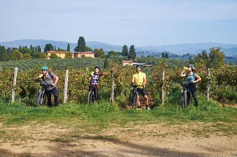 Billet Florence : excursion en vélo électrique dans le Chianti avec déjeuner toscan et visite d'un vignoble