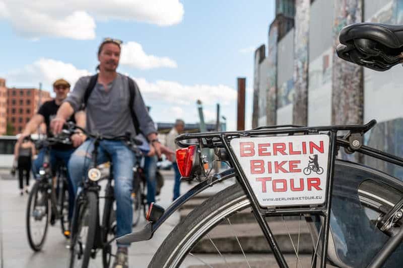 Billet Visite à vélo en petit groupe sur l'histoire du Mur de Berlin