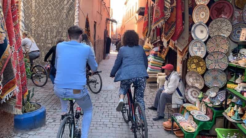 Billet Visite à vélo en néerlandais à Marrakech avec un guide de la région