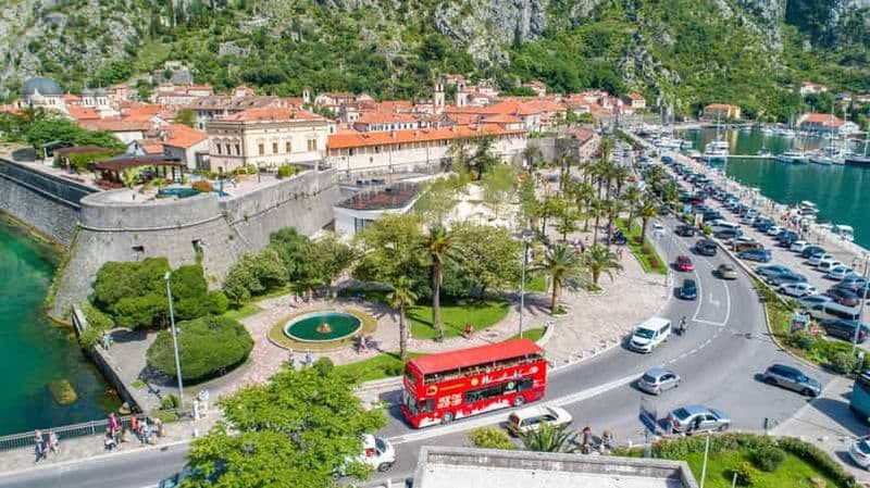 Billet Kotor : bus à arrêts multiples et visite à pied