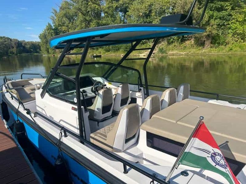 Billet Győr : visite privée en bateau à Visegrád avec vue sur la courbe du Danube