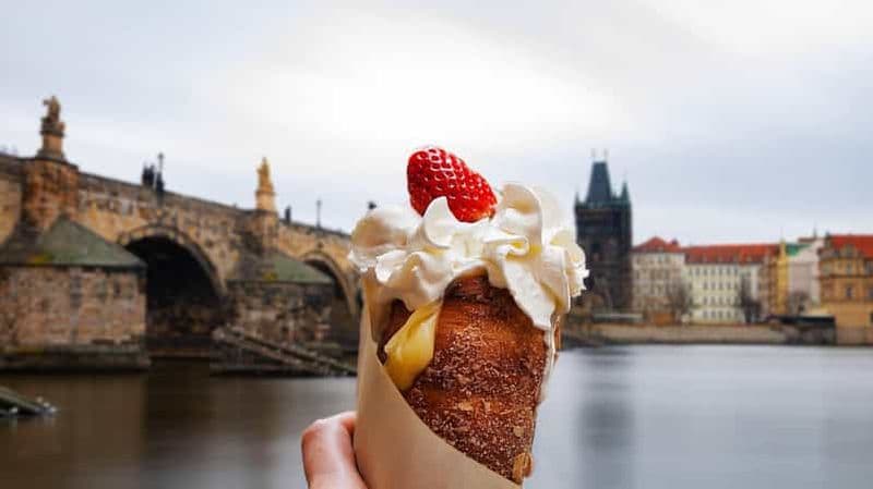 Billet Prague : visite guidée à pied sur le thème de la cuisine de rue