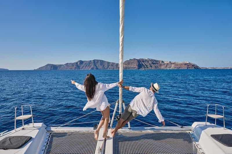 Billet Santorin : Croisière en catamaran Caldera Classic avec repas et boissons