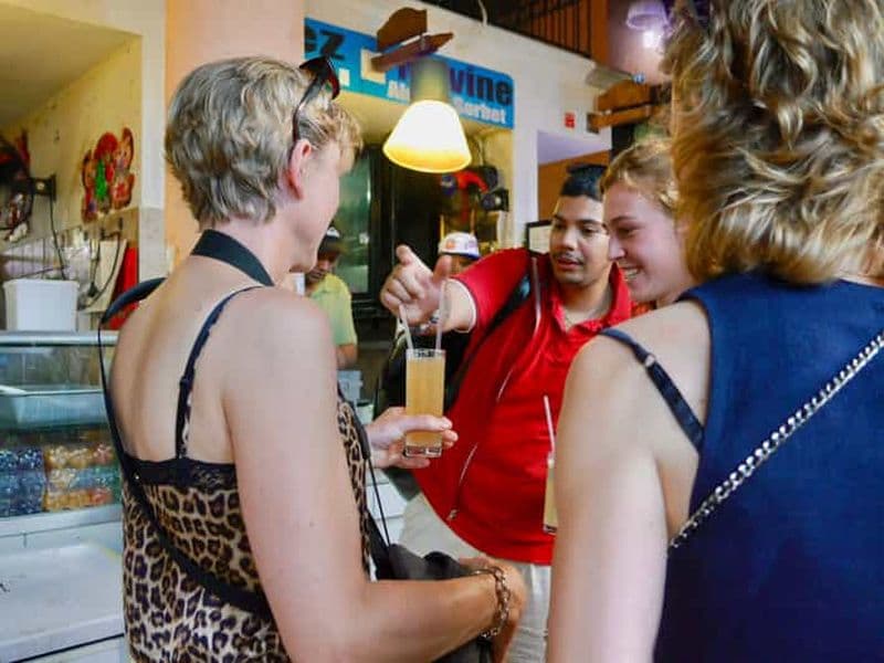 Billet Port Louis : visite à pied des spécialités culinaires de rue et des sites incontournables de la ville