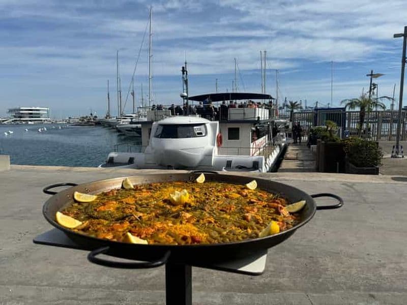 Billet Valence : Croisière en catamaran, déjeuner de paella et arrêt baignade