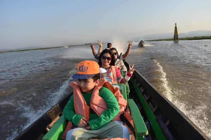 Billet Au départ de Nyaung Shwe : Excursion en bateau d'une journée sur le lac Inle