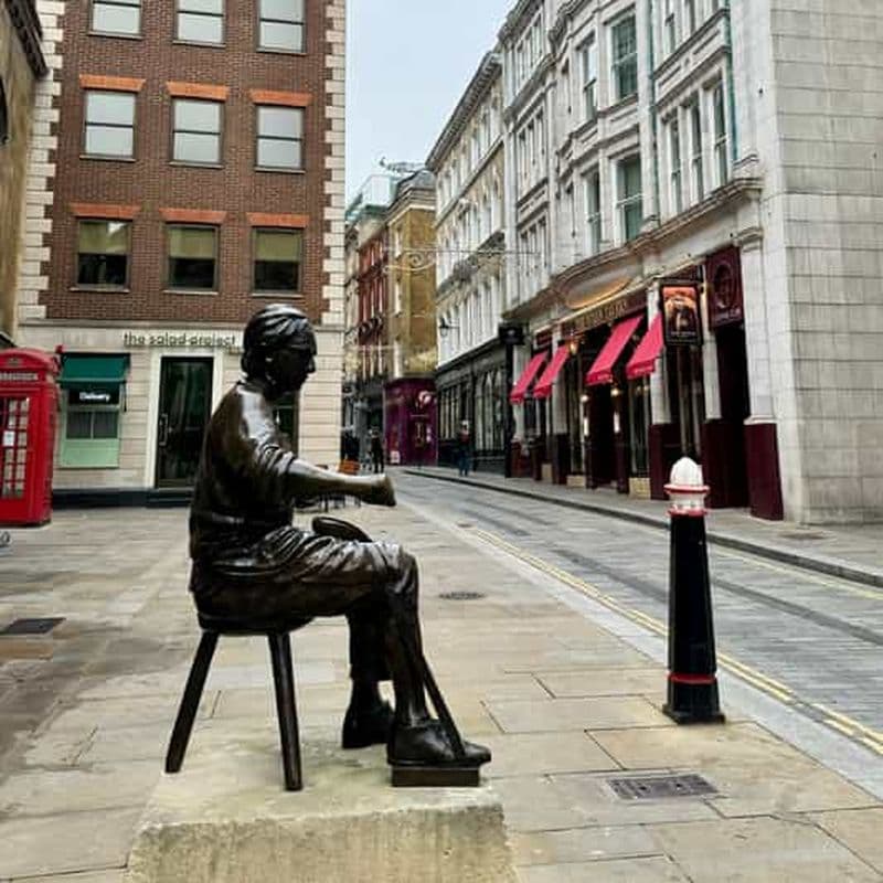 Billet Londres : Visite à pied de l'histoire de la mode du Square Mile