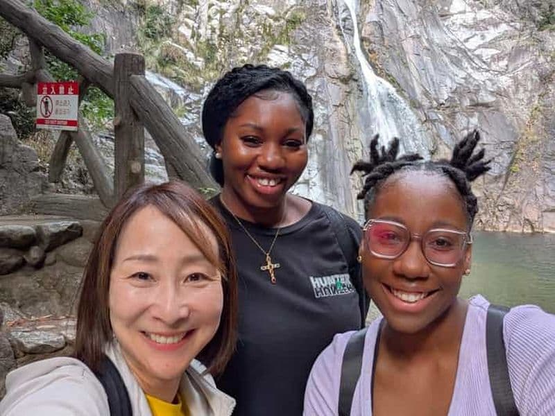 Billet Kobe : visite guidée des chutes d'eau de Nunobiki et du jardin botanique