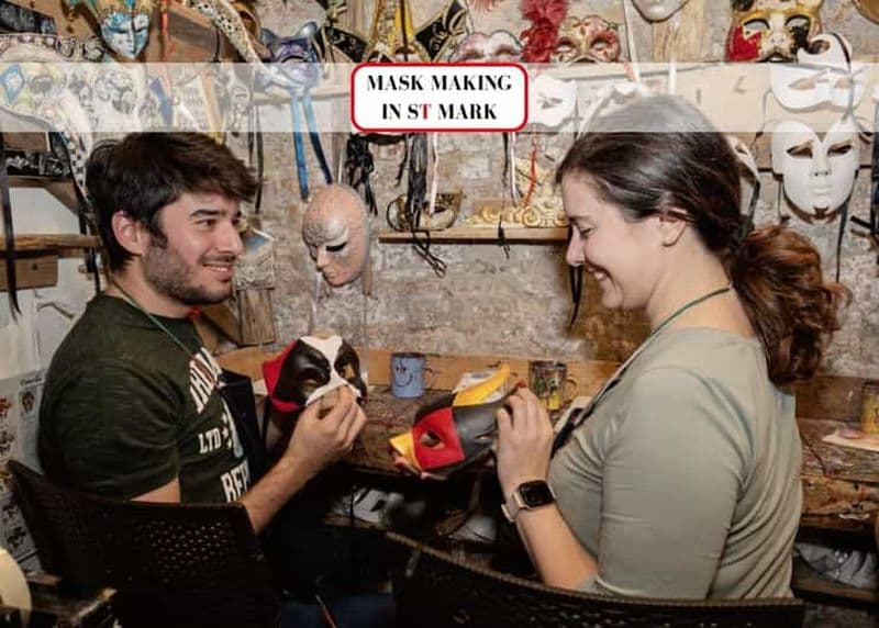 Billet Venise : Cours de décoration de masques de carnaval à la prison de Casanova