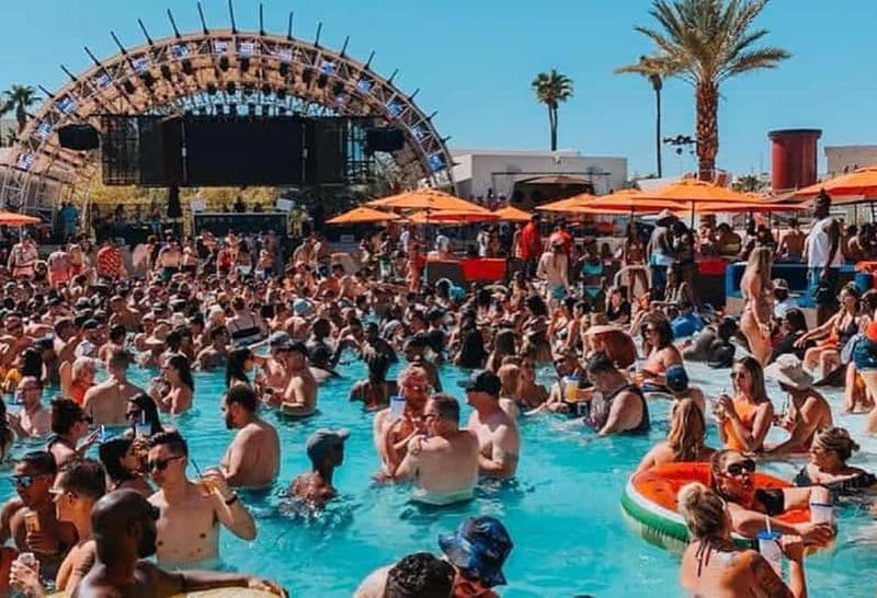 Billet Las Vegas Strip : 3-Stop Pool Party Crawl avec Party Bus
