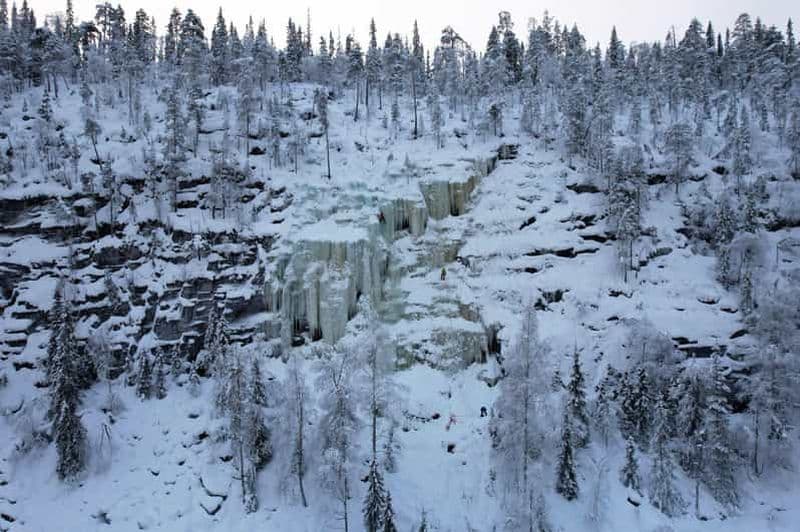 Billet Rovaniemi : excursion au canyon de Korouoma et aux chutes d'eau gelées