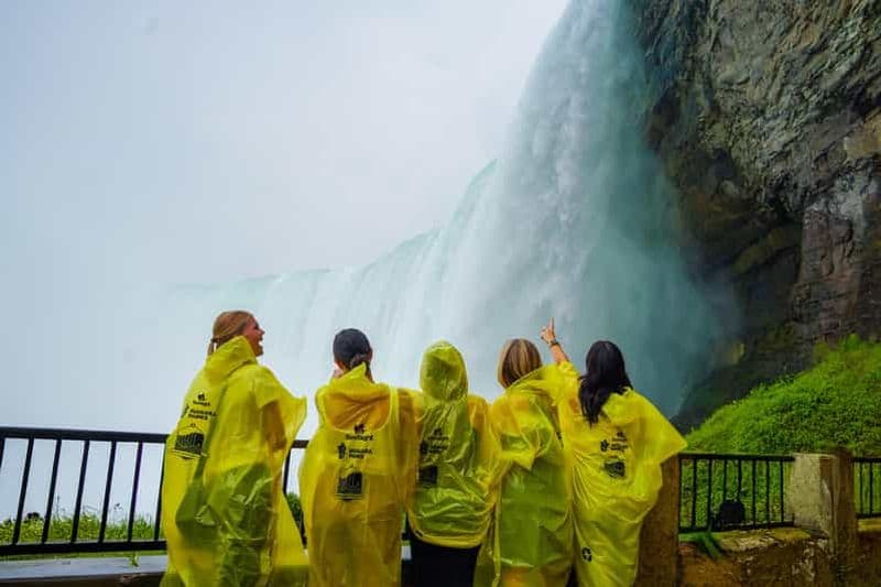 Billet Visite des chutes du Niagara : Skylon, Journey Behind Falls et tour en bateau