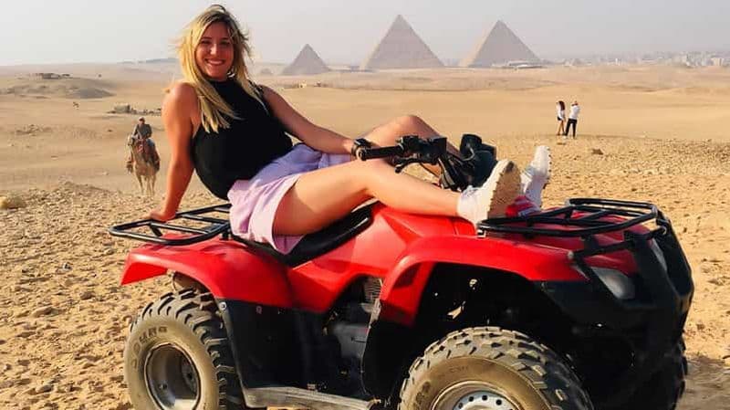 Billet Le Caire : excursion privée en quad dans le désert, pyramides et coucher de soleil
