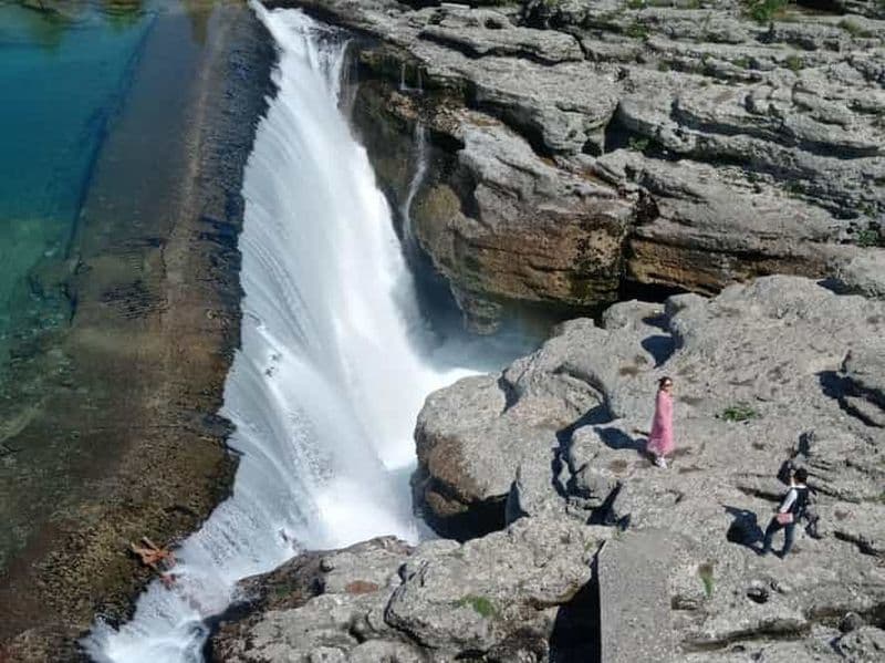 Billet Podgorica : Visite de l'Albanie, du lac Skadar et du château de Rozafa