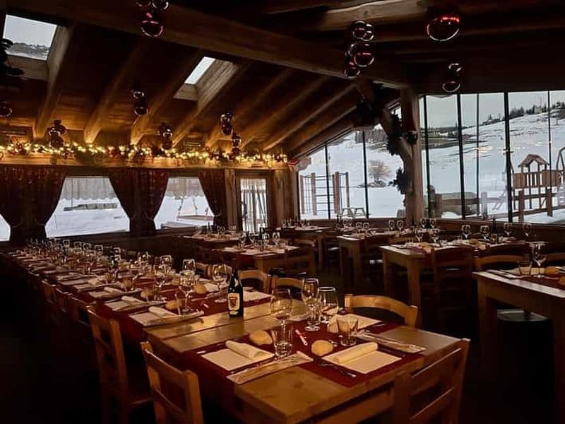 Billet Vallée d'Aoste : Promenade en motoneige et dîner à Torgnon