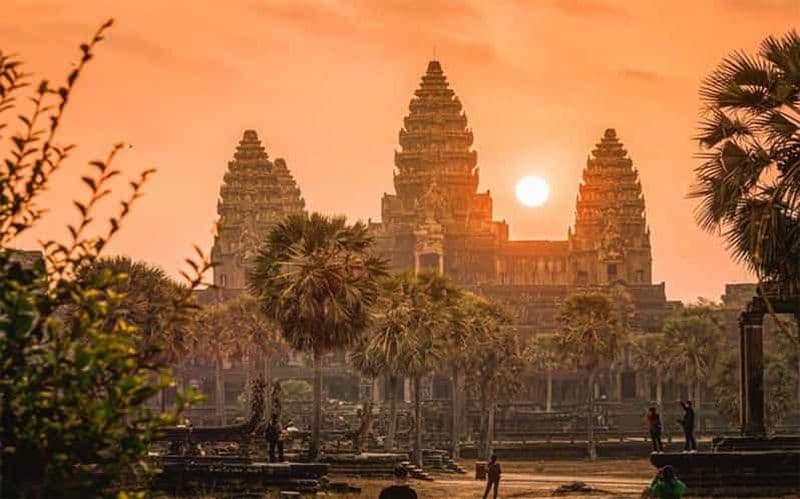 Billet Angkor Wat : visite guidée d'une jounée au coucher du soleil