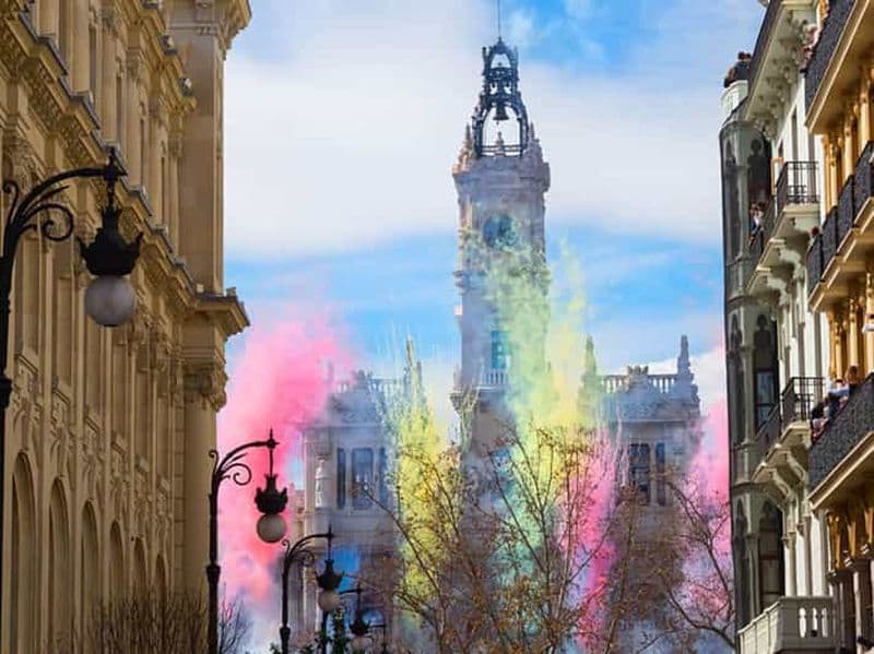 Billet Valence : Visite à pied du festival des Fallas avec billet d'entrée