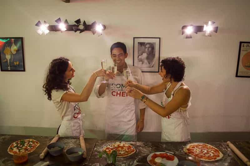 Billet Rome : atelier pratique de préparation de pizzas et mixologie Spritz