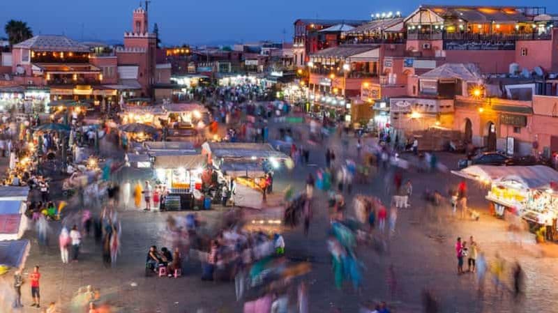 Billet Marrakech: visite à pied de la vie nocturne de la médina avec dégustations