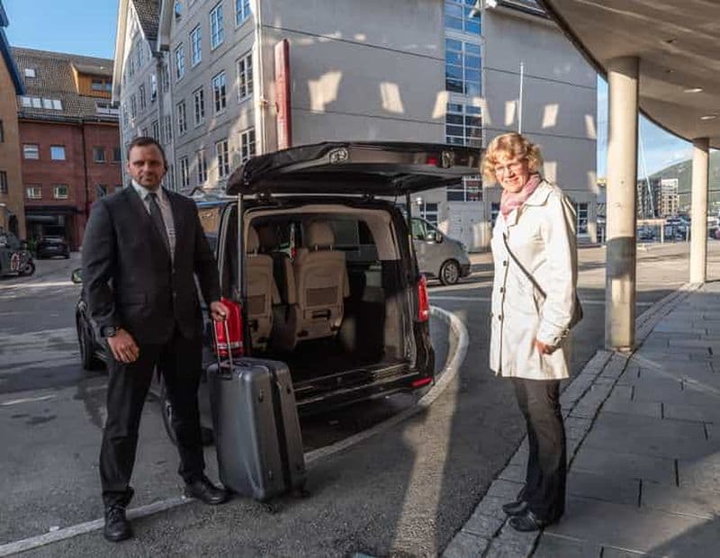 Billet Tromsø : Centre ville -Aéroport Transfert VIP pour 1-5 personnes